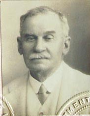 gongie-passport.jpg - 7735 Bytes